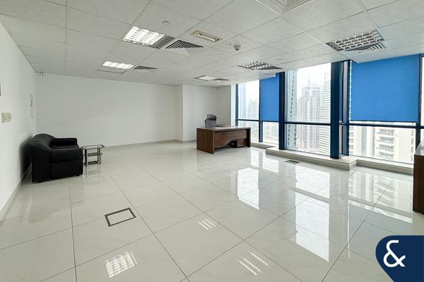 Fitted | Efficient Layout | Semi Furnished